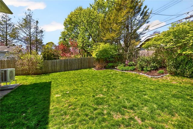 156 San Gabriel Drive, Rochester, NY 14610