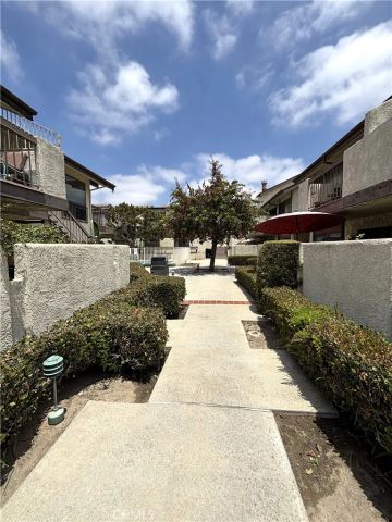 15000 Halldale Avenue 114, Gardena, CA 90247