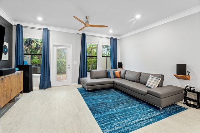 2345 Byron Street, Palm Springs, FL 33406