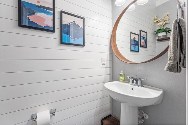 2345 Byron Street, Palm Springs, FL 33406