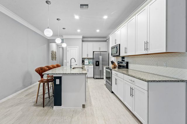 2345 Byron Street, Palm Springs, FL 33406