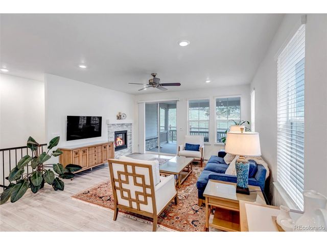 8049 S Jackson Gap St, Aurora, CO 80016