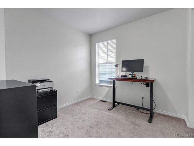 8049 S Jackson Gap St, Aurora, CO 80016