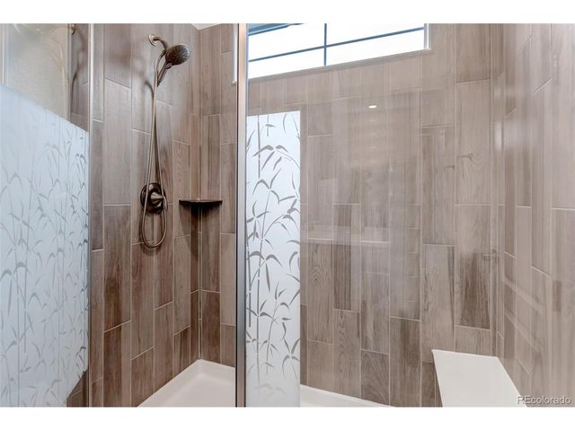 8049 S Jackson Gap St, Aurora, CO 80016