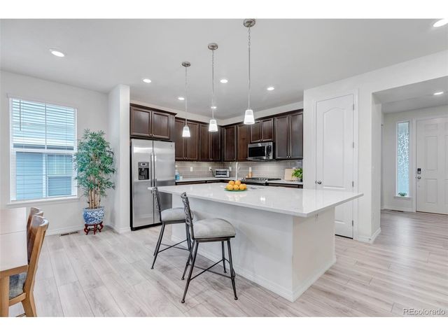 8049 S Jackson Gap St, Aurora, CO 80016