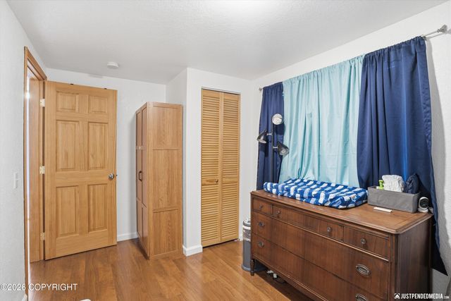 2724 W 65th Avenue, Anchorage, AK 99502