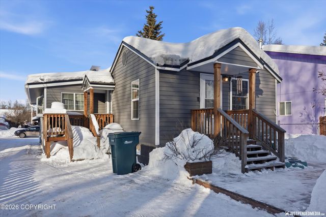 2724 W 65th Avenue, Anchorage, AK 99502