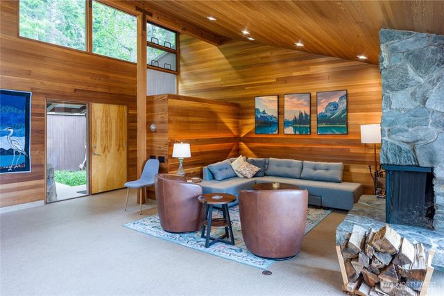 69 Rocky Road, Crane Island, WA 98245