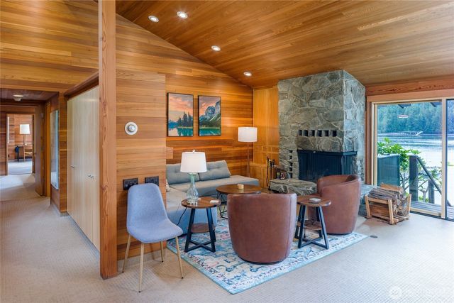 69 Rocky Road, Crane Island, WA 98245