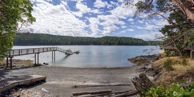 69 Rocky Road, Crane Island, WA 98245