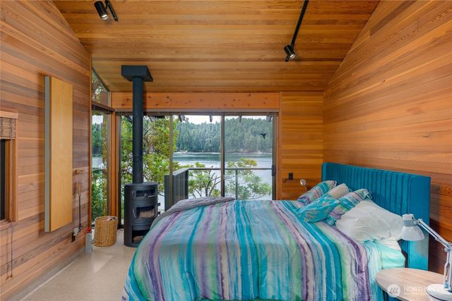 69 Rocky Road, Crane Island, WA 98245