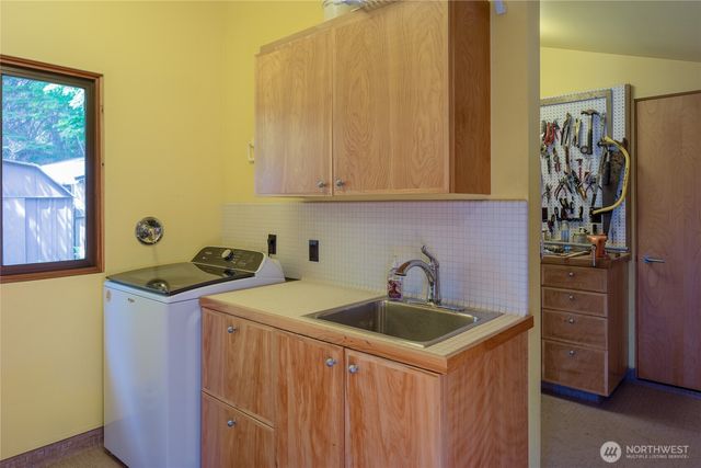 69 Rocky Road, Crane Island, WA 98245