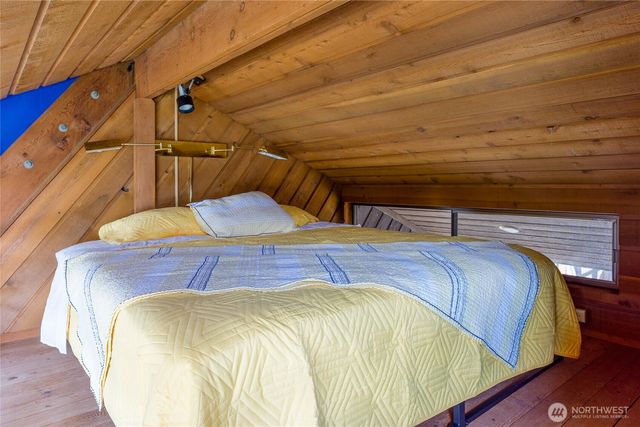 69 Rocky Road, Crane Island, WA 98245
