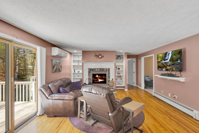 1 Lighthouse Lane, Forestdale, MA 02644