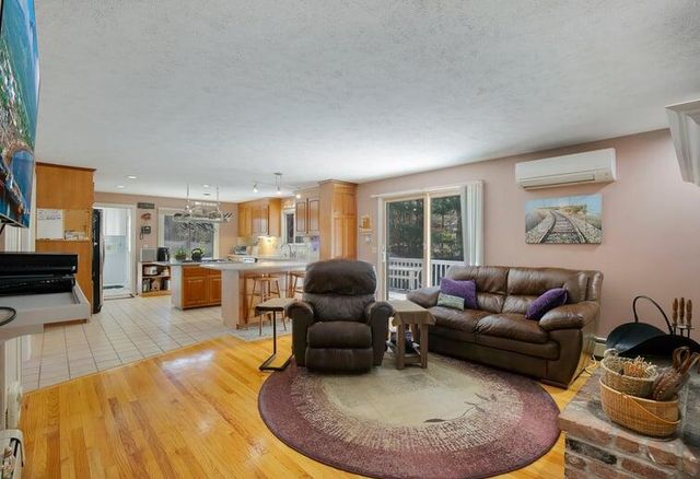1 Lighthouse Lane, Forestdale, MA 02644