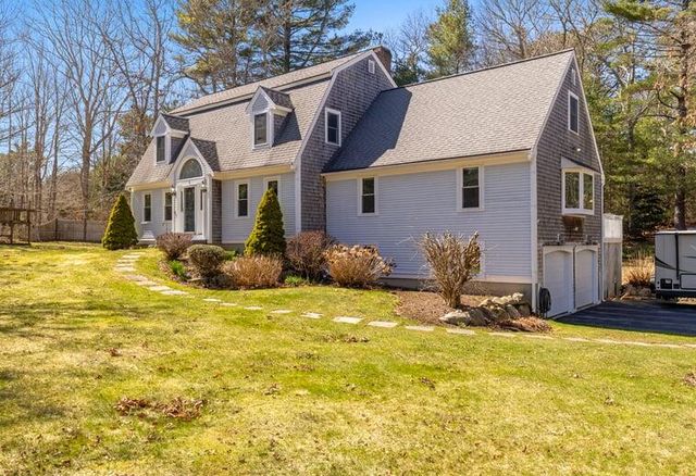 1 Lighthouse Lane, Forestdale, MA 02644