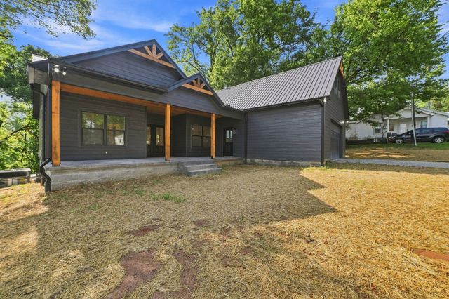 117 Nall Ave, Centerville, TN 37033