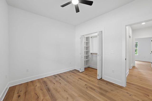 117 Nall Ave, Centerville, TN 37033