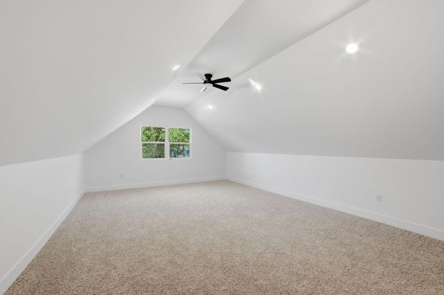 117 Nall Ave, Centerville, TN 37033