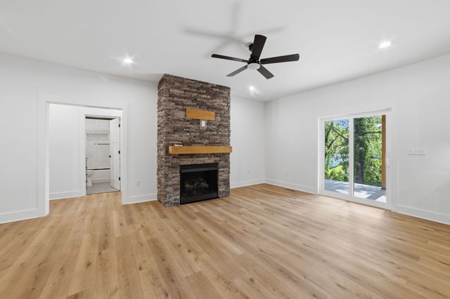 117 Nall Ave, Centerville, TN 37033
