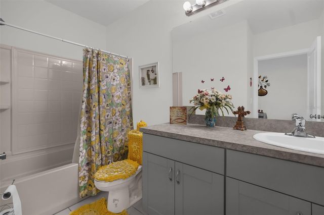 404 QUARRY ROCK CIRCLE, Kissimmee, FL 34758