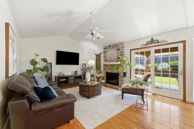 2950 Silver, San Jose, CA 95135