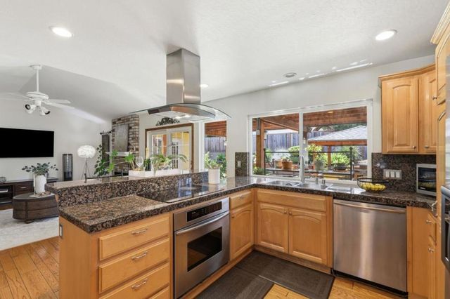 2950 Silver, San Jose, CA 95135