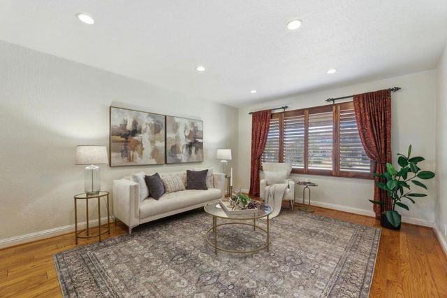 2950 Silver, San Jose, CA 95135