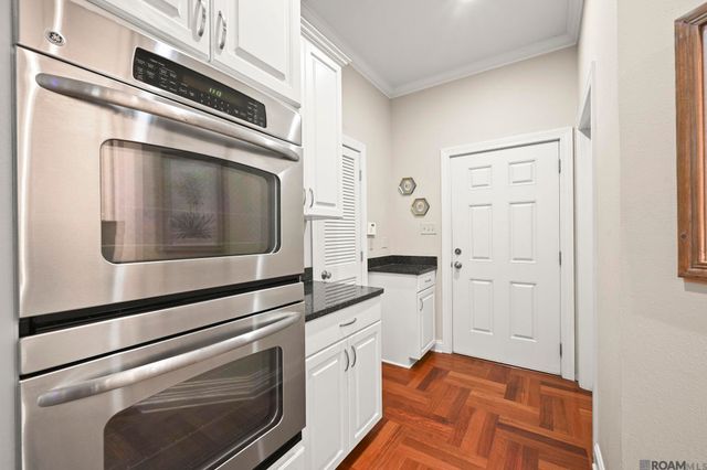 2109 Fairway Dr, Baton Rouge, LA 70809