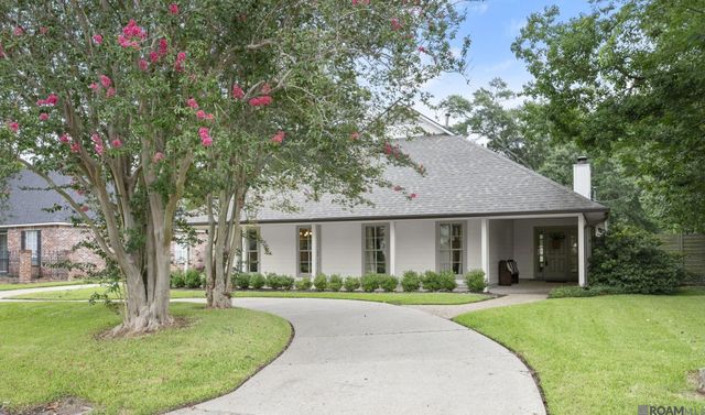 2109 Fairway Dr, Baton Rouge, LA 70809