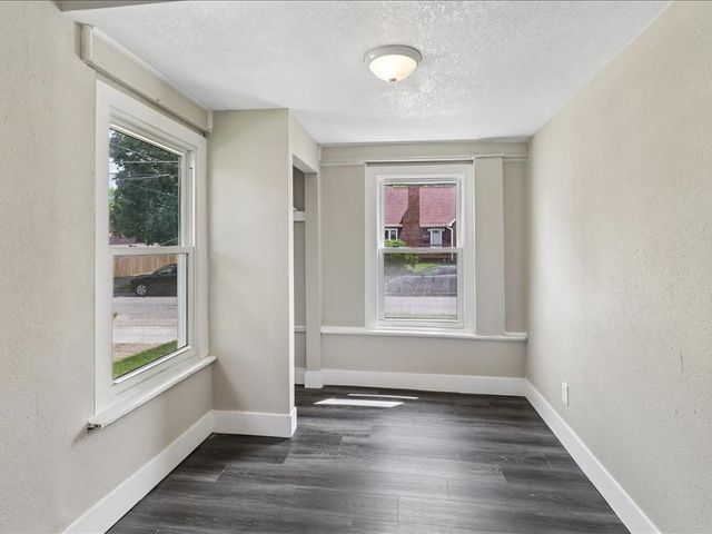 3216 SW 13th Street, Des Moines, IA 50315