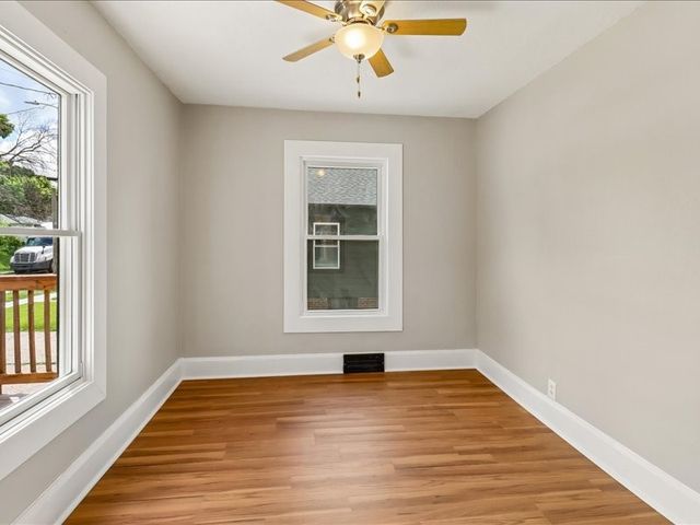 3216 SW 13th Street, Des Moines, IA 50315