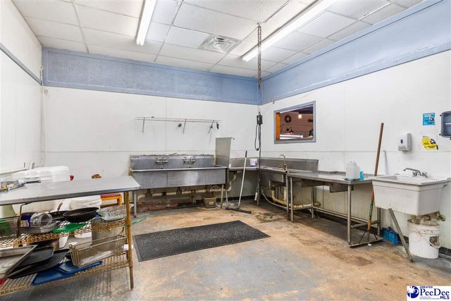1401 W Darlington Street, Florence, SC 29501