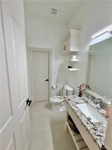 3813 Tierra De Oro, Weslaco, TX 78596