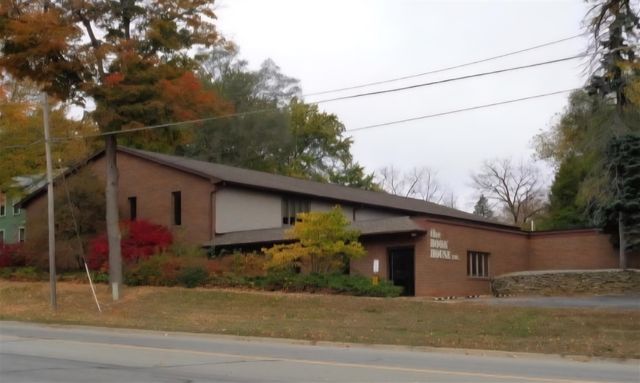 216 W Chicago Street, Jonesville, MI 49250