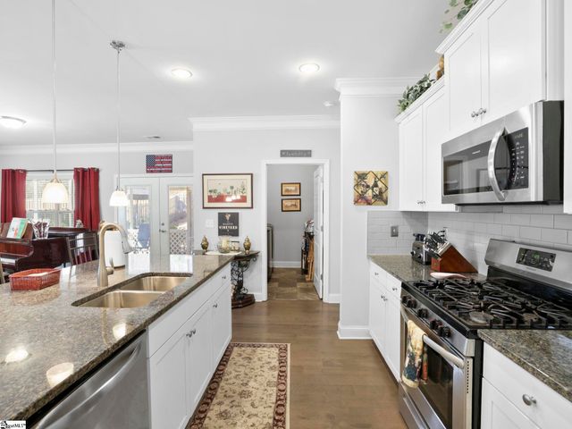 965 Deepwood Court, Boiling Springs, SC 29316