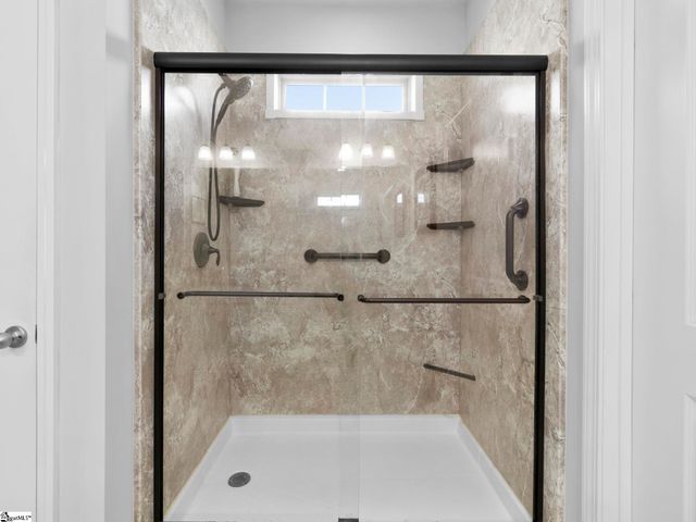 965 Deepwood Court, Boiling Springs, SC 29316