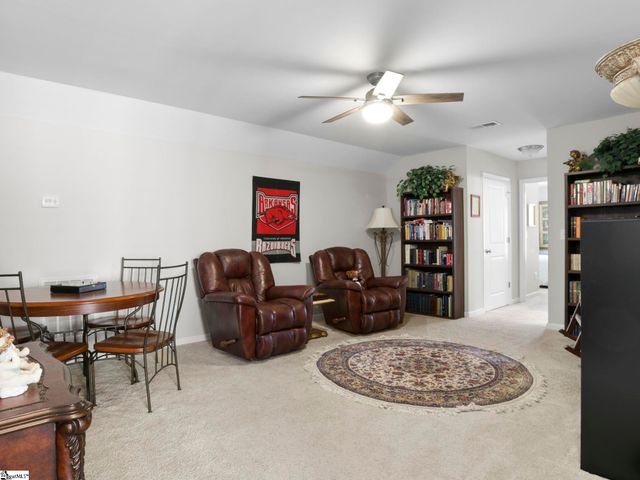 965 Deepwood Court, Boiling Springs, SC 29316