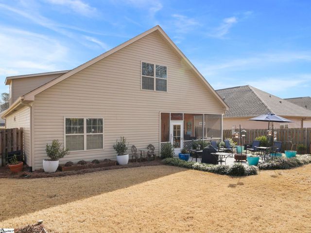 965 Deepwood Court, Boiling Springs, SC 29316