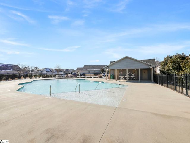 965 Deepwood Court, Boiling Springs, SC 29316