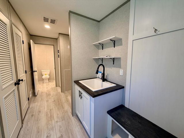 1776 Little Wolf Creek Road, Williamsburg, KY 40769