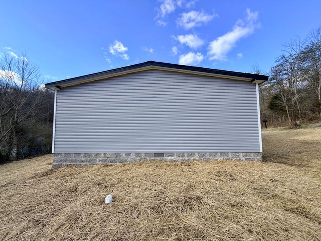 1776 Little Wolf Creek Road, Williamsburg, KY 40769