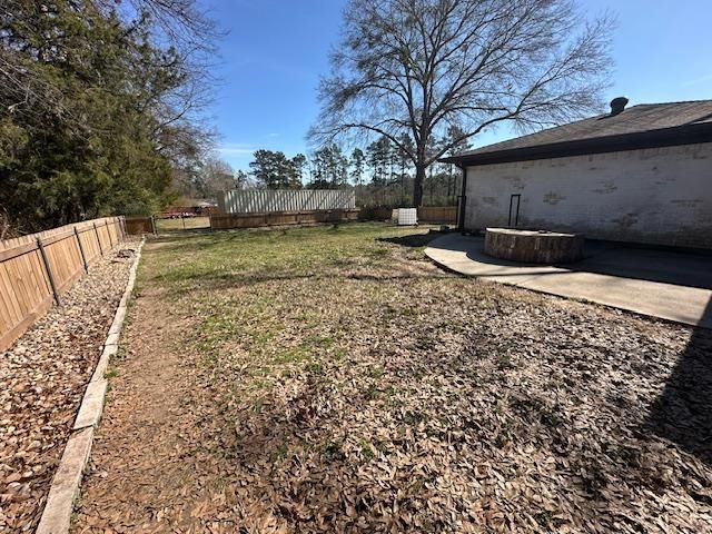 425 CR 105, Carthage, TX 75633