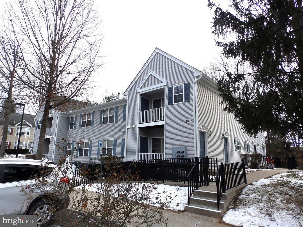 508 CYPRESS LN, East Brunswick, NJ 08816