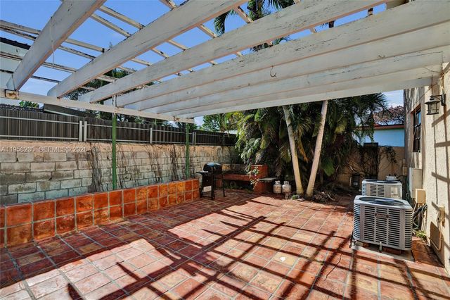 2311 SW 5th Ave, Miami, FL 33129