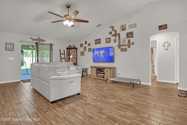 595 Lang Road SW, Palm Bay, FL 32908