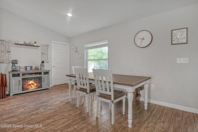 595 Lang Road SW, Palm Bay, FL 32908