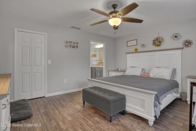 595 Lang Road SW, Palm Bay, FL 32908