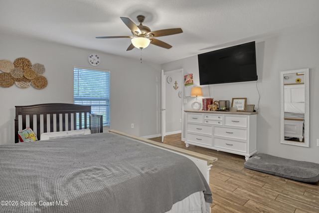 595 Lang Road SW, Palm Bay, FL 32908