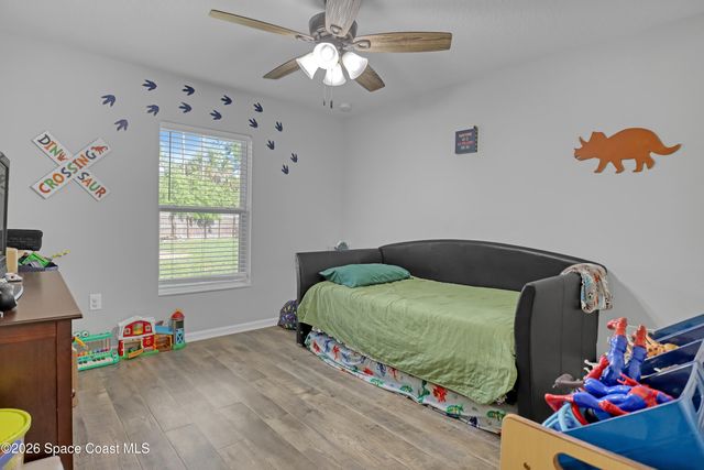 595 Lang Road SW, Palm Bay, FL 32908